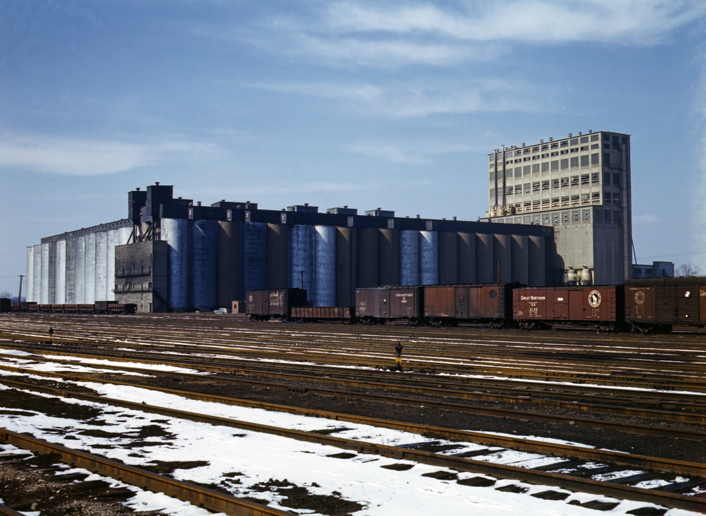 Giant AT&SF Grain Elevator