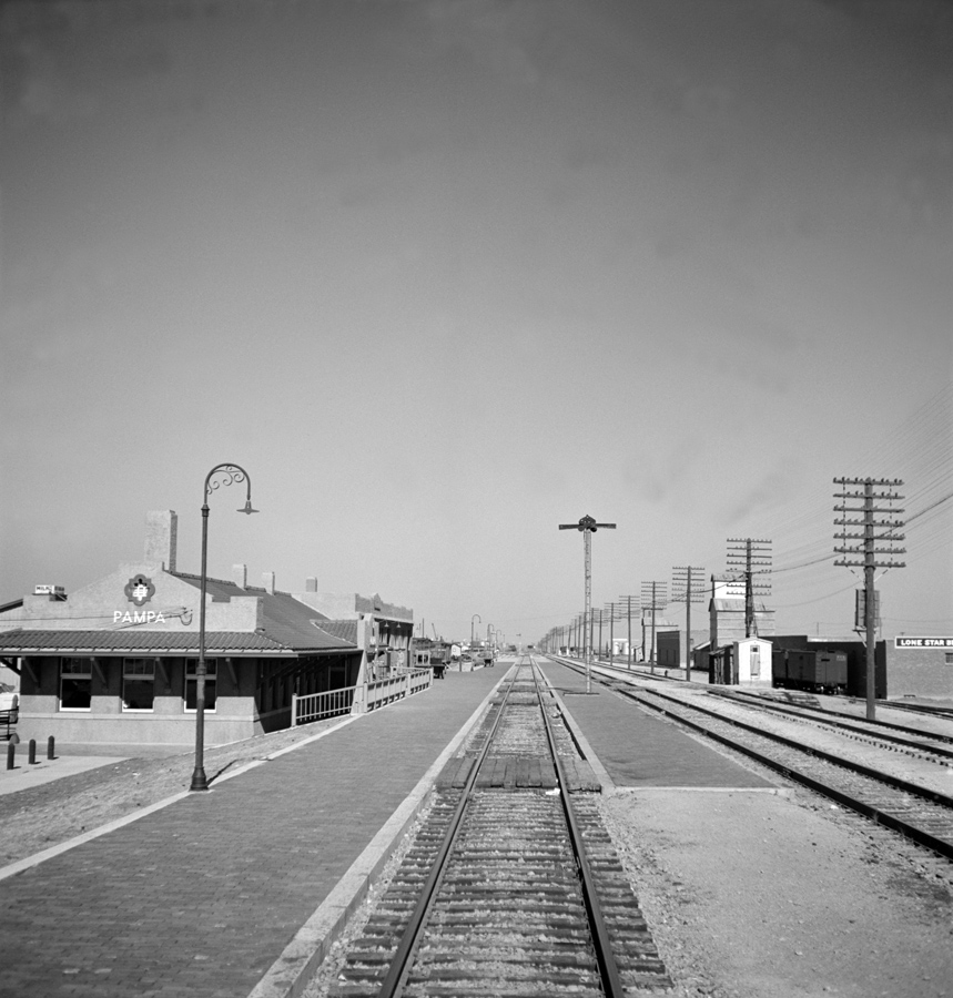 AT&SF Depot at Pampa, Texas