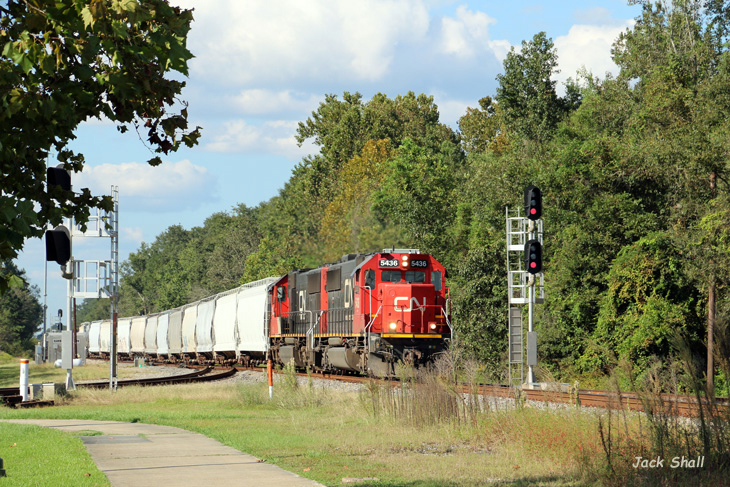 Southbound Freight at Hammond, LA